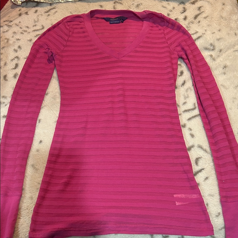Miley Cyrus & Max Azria Pink Striped Long Sleeve V-Neck Tee